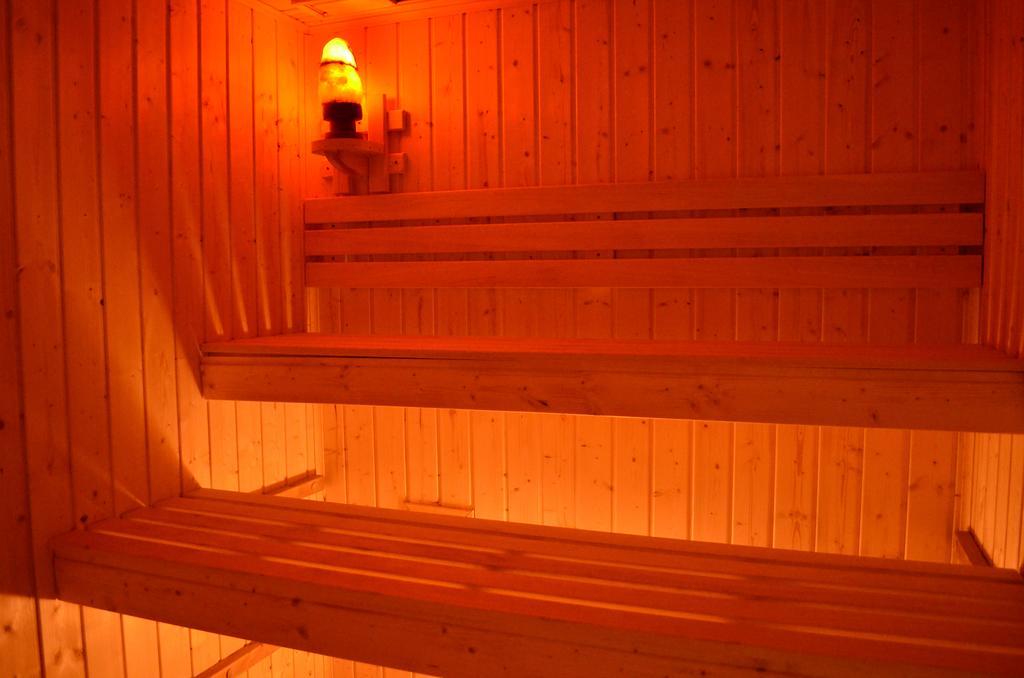 Hotel Mikorzyn Slesin (Greater Poland) Bagian luar foto