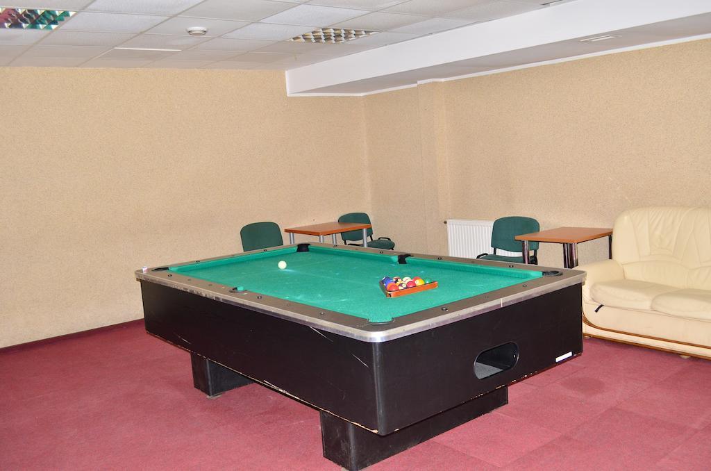 Hotel Mikorzyn Slesin (Greater Poland) Bagian luar foto